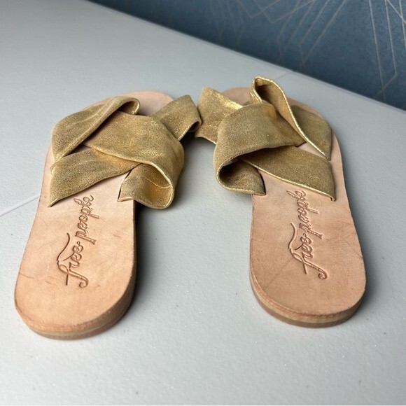 Free People Rio Vista Gold Slide Sandals - Picture 5 of 8